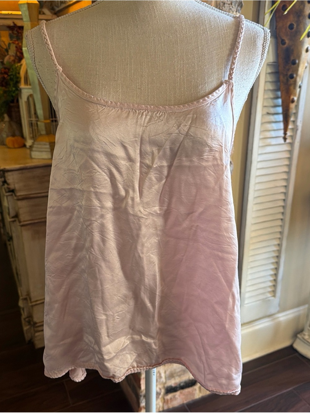 PJ Harlow Women’s Blush Pink DAISY Shiny Silky Satin Braided Straps Flowy Tank M